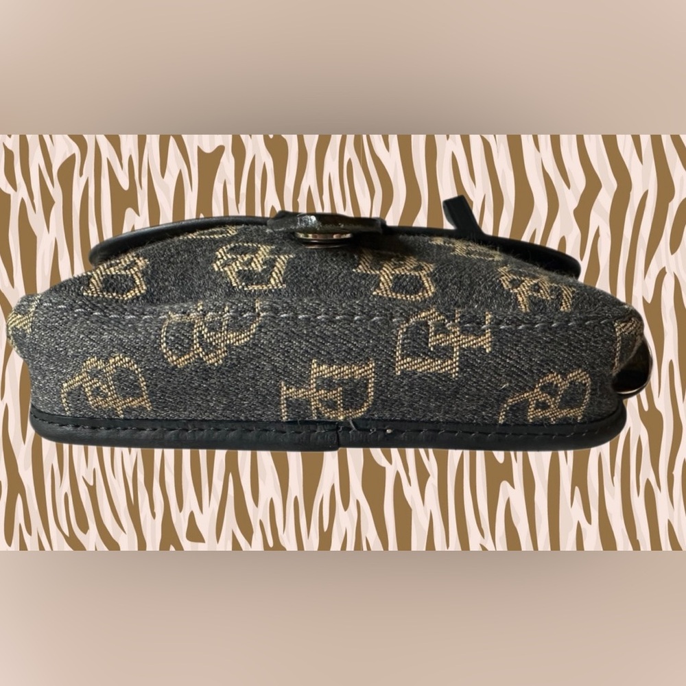 Dooney & Bourke Vintage Black Denim Monogram Flap Wristlet - Picture 11 of 12